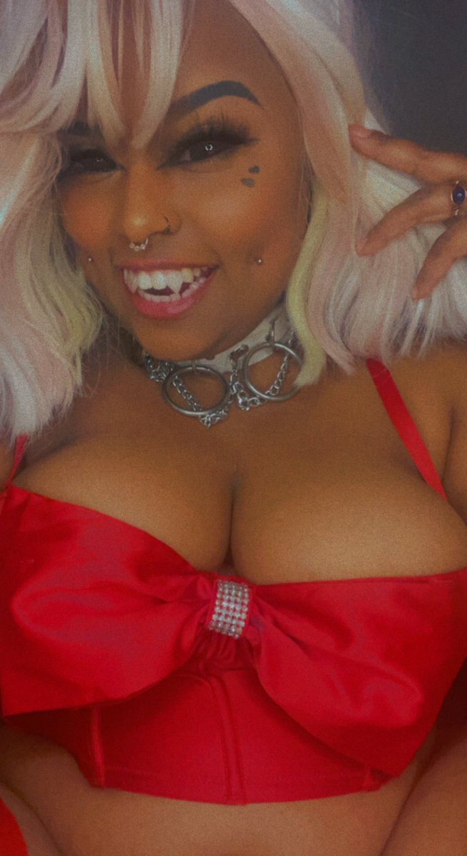 Jewel_kitten's tweet photo. Let me devour your soul 😈🥵✨💕 https://t.co/NGIs15iK6O