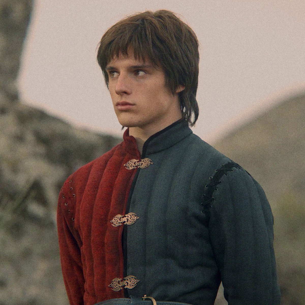 jacethinker's tweet photo. “The Prince of Dragonstone also had a care for the safety of his half brothers, Aegon the Younger and Viserys, aged nine and seven. Daemon had made many friends in Pentos [..] so [Jace] reached across the narrow sea to the prince of that city, who agreed to foster the two boys.” https://t.co/0DhKmJULjH