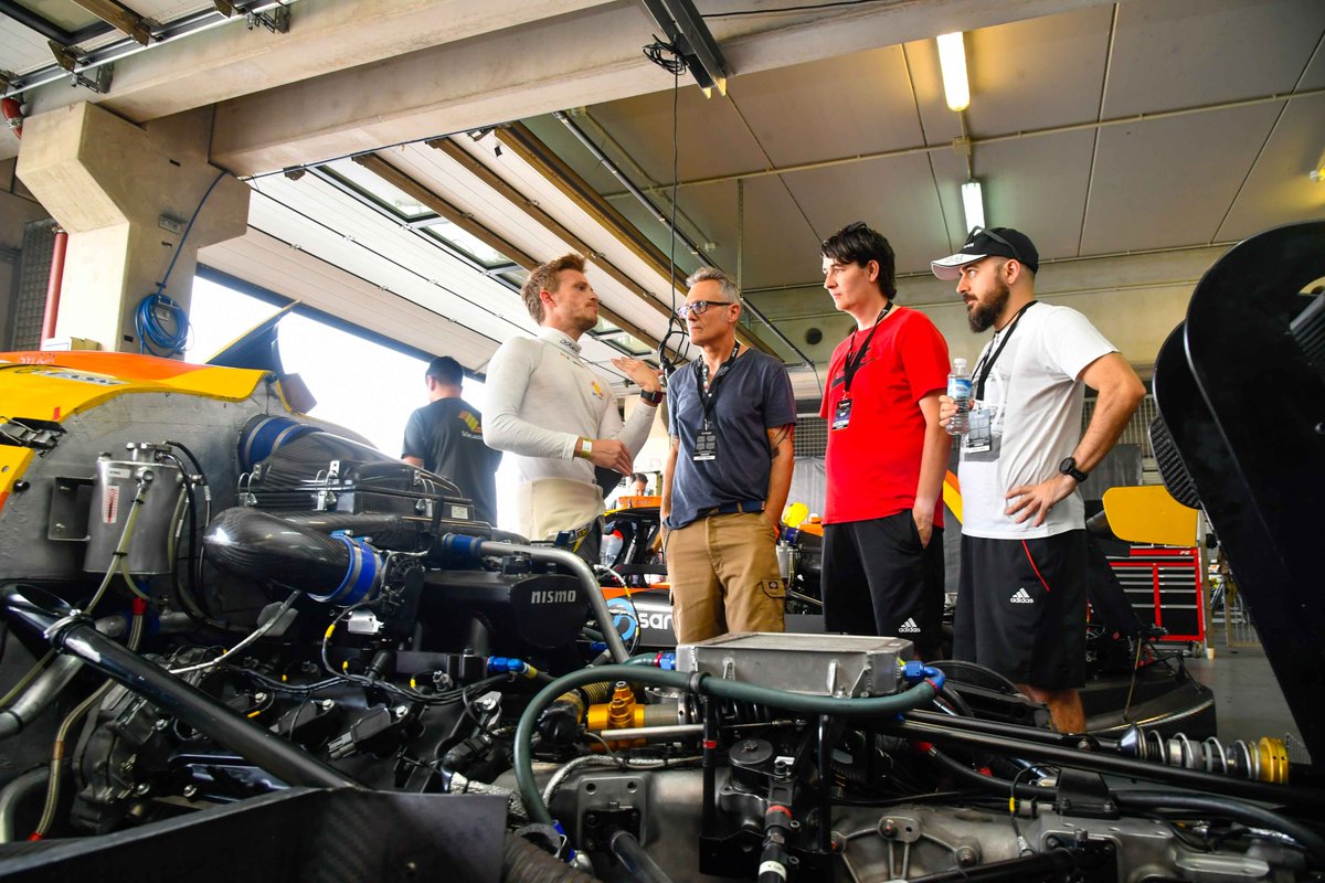 MotorLand Aragón tweet media