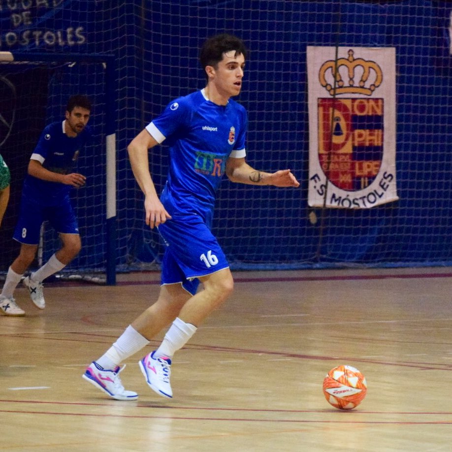 Un día menos para volver… 

Fuerza, ánimo y pronta recuperación 𝗔𝗟𝗘𝗫 𝗝𝗜𝗠𝗘𝗡𝗘𝗭 💪🏽⚽️

¡Estamos todos contigo! 💙😃

#Davicorteam | <a href="/alexjimenezjj6/">Alejandro Jimenez</a>