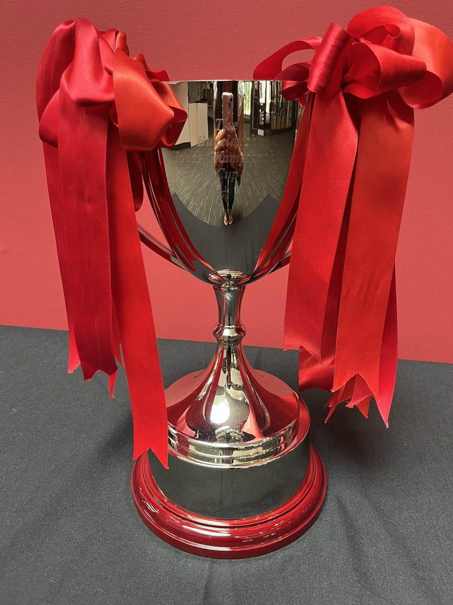 AHH GRIFFIN WON ♥️🥇🏆✨ Being Head of House at <a href="/KBuccleuchA/">KBA</a> has been my favourite job ever!!! 

what a year, what a win, what a school! ♥️✨