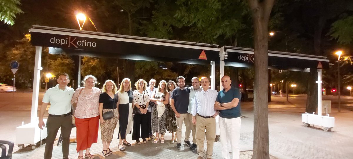 Un tercer paso 🚶🏻‍♂️hacia las #VacacionesDeVerano…cena #FindeCurso del Departamento de #Economíafinanciera y #Contabilidad 👨🏻‍💻👩🏻‍💻de @UPOempresa @pablodeolavide. Siempre es bueno compartir con compañeros una velada agradable🥂🤗 #teambuilding #talentoUPO #ProudtobeUPO #SoydelaUPO 🙋🏻‍♂️