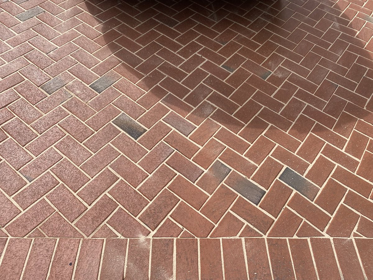 Before &amp; Afters on one of our recent jobs #pressurewashing #manchester #cleaning #proffesional