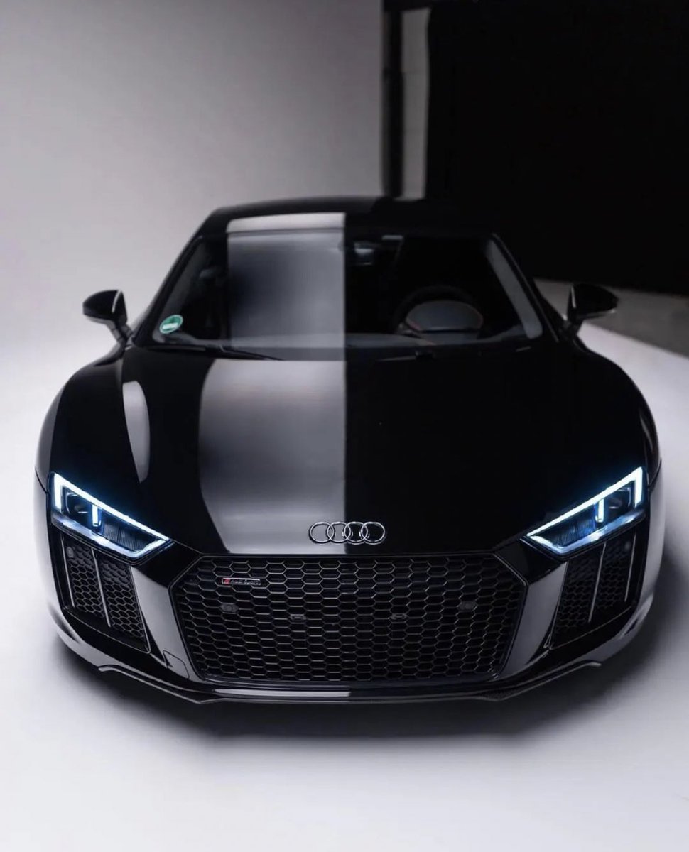 Audi R8 🔥