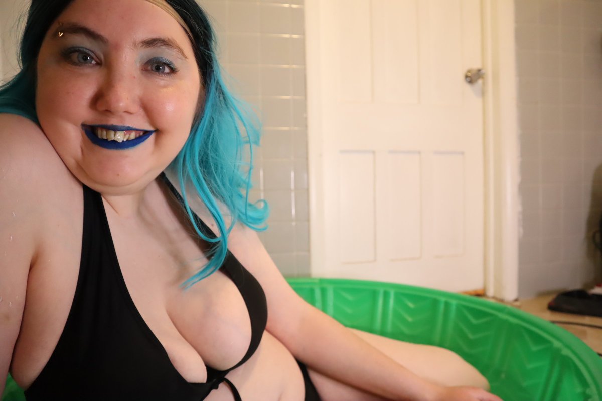 Content from darkdelightswithviolet