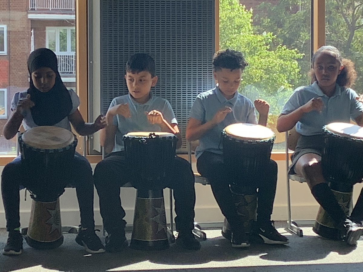 Can your hear the drums, Fernando? I mean 4T...

What a great way to end our drumming sessions this year.

#music #drums #africandrumming

<a href="/TFPrimaryN1/">Thomas Fairchild Community School</a> <a href="/NewWaveFed/">New Wave Federation</a>