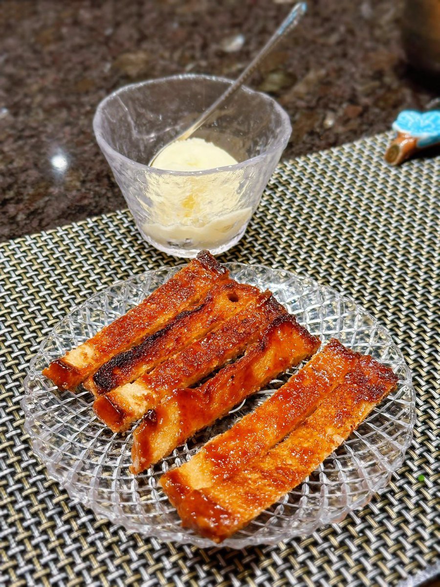 Eat well live simply laugh often 😍😍😍