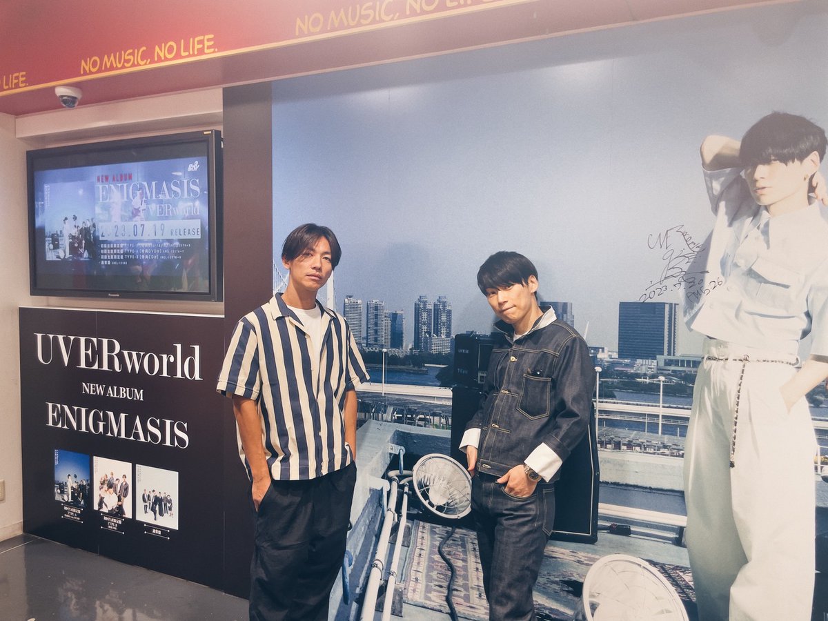 タワ渋訪店】 #UVERworld のTAKUYA∞さんと真太郎さんがご来店