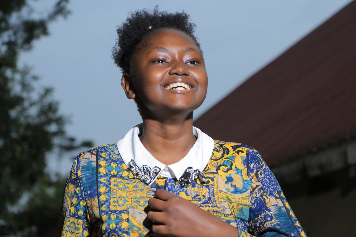 bridgehighug's tweet photo. The faces of #bridgehigh.

Teenage life is always empowering, that's the time you see that you have the world under control. 😂😂😂😂

We know you can relate. Join us for the premiere tomorrow at @UNCC_UG 

Tickets are still available online. Get it here: https://t.co/UFcZt1iMl0 https://t.co/VOGbTKtUHD