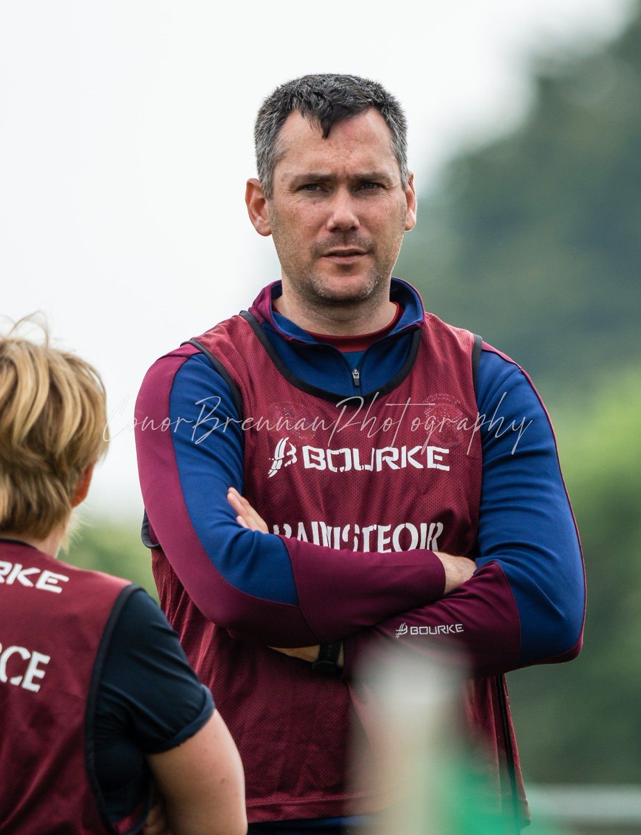 Best wishes to Westmeath Camogie Manager, Diarmuid Cahill, in the All-Ireland Semi-Final this Saturday against Meath 📷📷 #team #teamwork #dreamteam #itsmorethanjustapallet