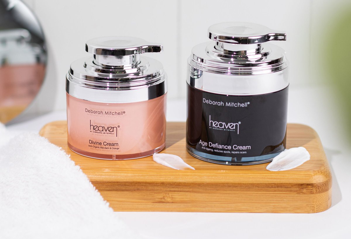 heavenskincare's tweet photo. #ProTtip In your 50s, hormonal changes and decreased natural oil result in drier, more delicate skin. Switch to richer moisturisers to replenish lost hydration and support the skin’s barrier function https://t.co/68oIkmBb2B
#HeavenSkincare #SkincareInYour50s https://t.co/IkMXjanxjh