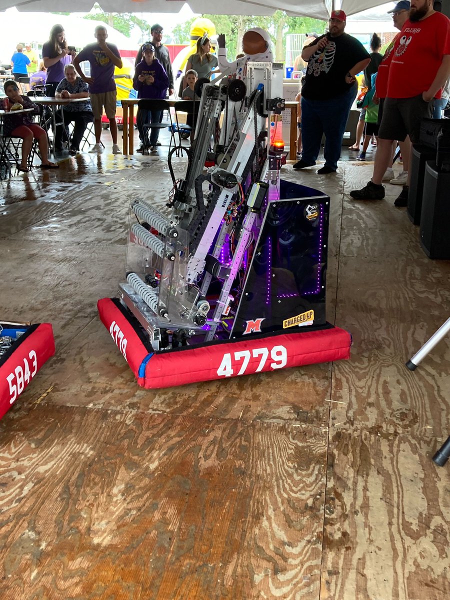 Thank you to <a href="/AlgonacRobotics/">Algonac_Robotics</a> <a href="/Team3667/">Mecanum Knights</a> <a href="/MetalandSoul/">Metal and Soul</a> for braving the rain last Sunday at IC perch festival &amp; showing what Robotics is all about! #bwara <a href="/FIRSTweets/">FIRST</a> <a href="/FRCTeams/">FIRST Robotics Competition</a> #notjustrobots #worldchampionship