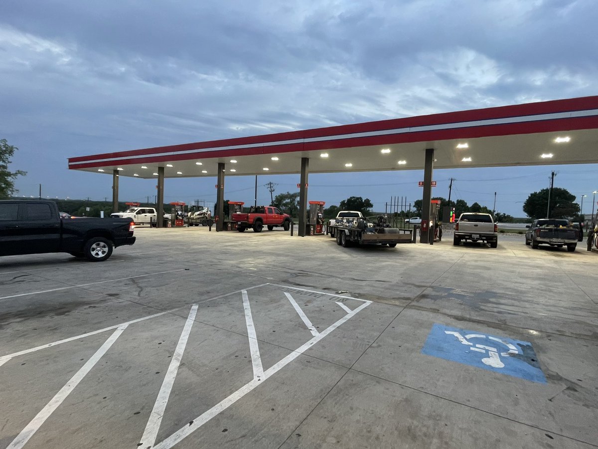 This is what the American dream looks like. Not Wall Street or Silicon Valley. 

6am at a gas station in a growing area. 

Business owners stocking up on ice and gas for the day, trying to make it.