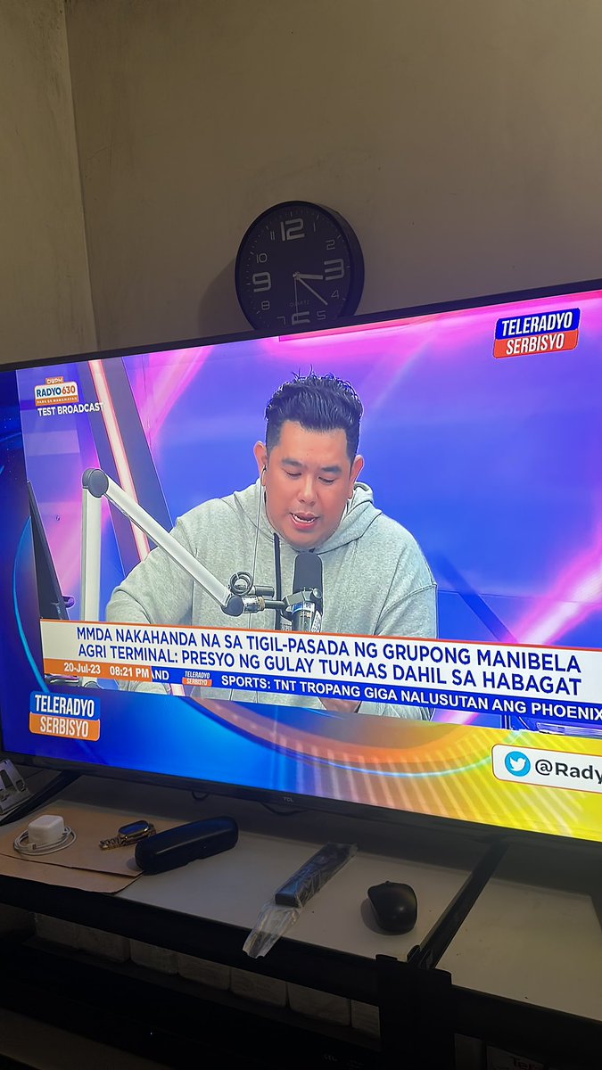 pinoyinsaudi's tweet photo. watching here in riyadh saudi arabia @jeffcanoy @Radyo630 hi po kasalo ingat po pag uwe https://t.co/JODPlPTXs5