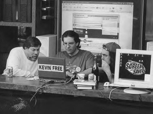 offensify's tweet photo. R.I.P. Kevin Mitnick, world's most famous hacker and a cybersecurity legend whose legacy will forever inspire and shape the industry.
#Offensify #KevinMitnick #Hacker #Pentest https://t.co/jkhw9QAXGp