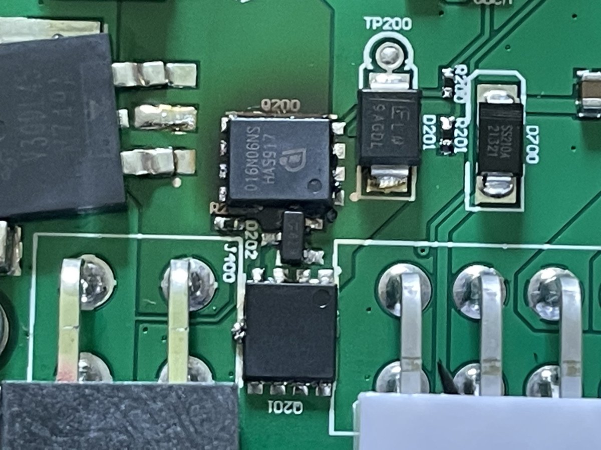 teerexdc's tweet photo. Been trying to get in contact with @classicautoair via phone website and email for over a week for warranty.

HELP! ITS HOT OUT https://t.co/JqQT0coVdU
