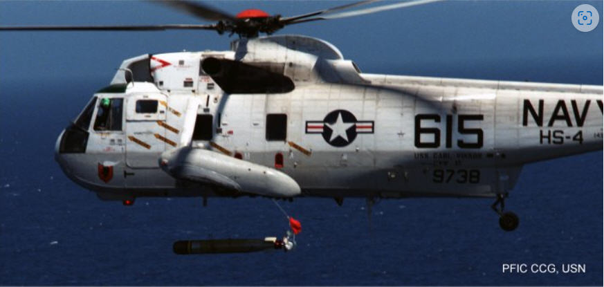 #ThrowbackThursday and the only photo I've been able to find of our SH-3H Sea King in action.  1987 torpex, flying from CVN-70 with HS-4.  #helicopter #usnavy #flynavy #navalaviation #avgeeks #aviation #sh3hseaking #sikorsky #helicopters