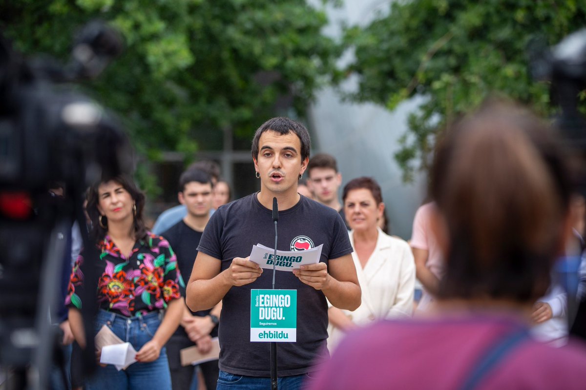 Zergatik <a href="/ehbildu/">EH Bildu</a> ? 

Antifaxista, ezkertiarra, independentista, feminista eta euskalduna delako. 

Finean, euskal gazteriaren interes eta baloreak ordezkatzen dituen alderdi bakarra delako. 

Gazteok berriro #EgingoDugu