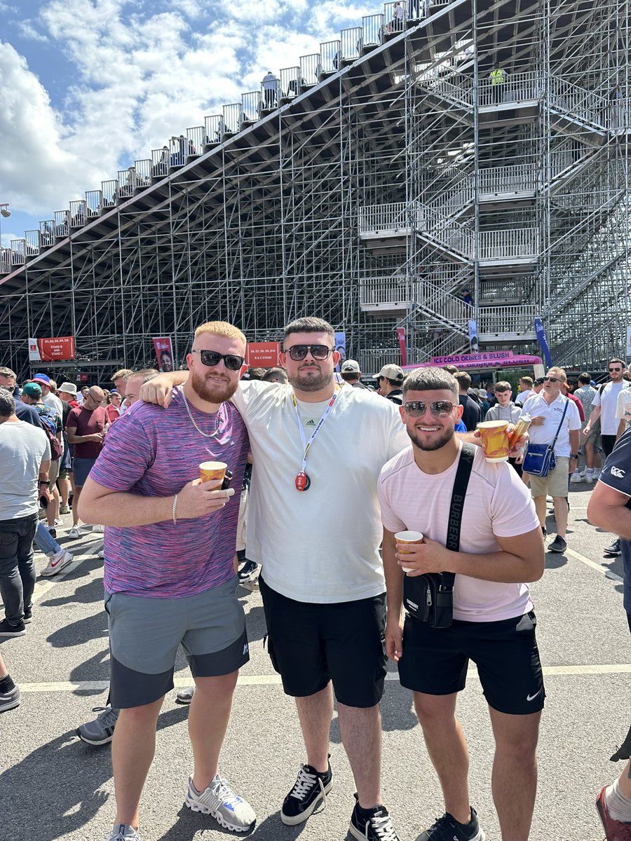 He’s big he’s from Durham he’s our number 5 <a href="/garyjohndixonac/">Gary Dixon</a>