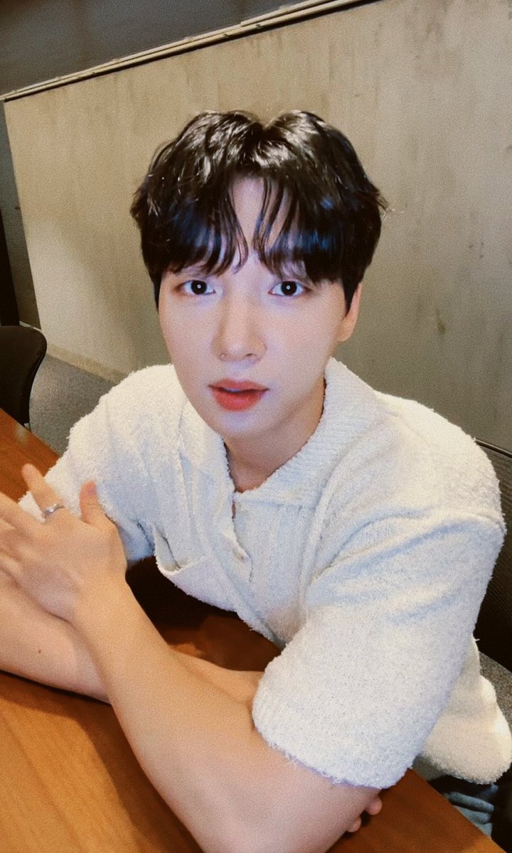 g_mi_3's tweet photo. + 🥯

#정세운 #JEONGSEWOON https://t.co/U3Rm7XUiCB