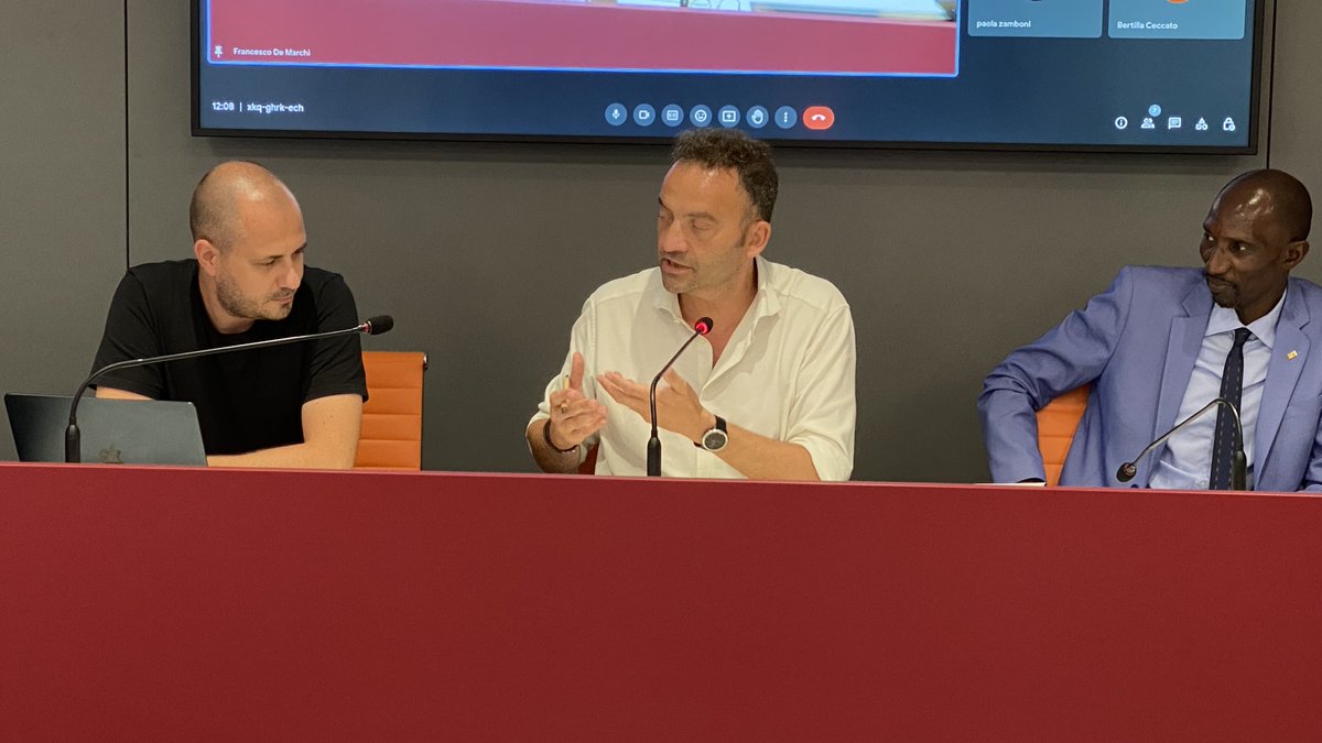 UsrVeneto's tweet photo. Quanto pesa la presenza dei cittadini #stranieri in #Veneto?
Se ne รจ parlato oggi, nella sede della @UsrVeneto a #mestre, al convegno #anolfveneto con #fondazionecorazzin @CislScuolaVenet @FilcaVeneto @FisascatVeneto e @FaiCislVenezia
#Faicislveneto https://t.co/3vVNnitmHe