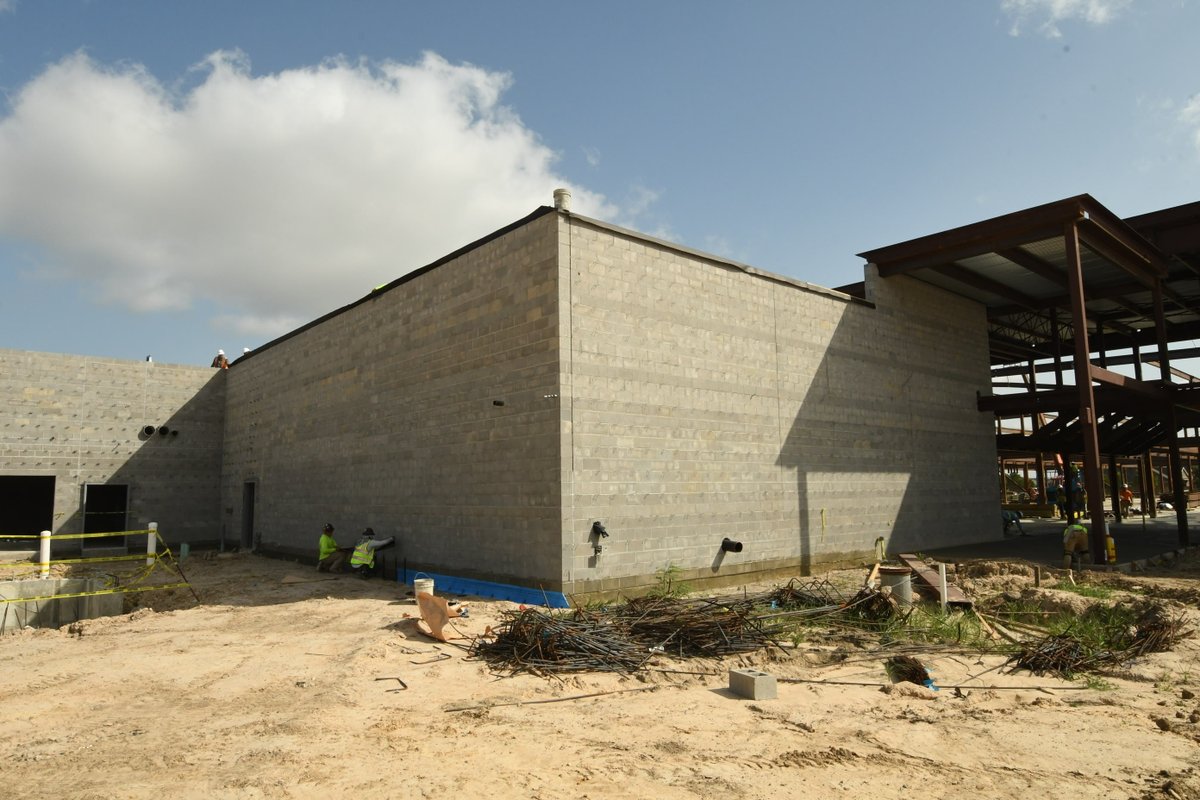 CyFairISD's tweet photo. We posted the latest construction photos from #CFISDES59 on our Facebook page: https://t.co/Ov6Sqw3JfM. #CFISDbond 🏗 https://t.co/UuUt5DuarP