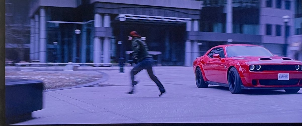 davefev's tweet image. It’s 2023, and even @StarTrek still valorises driving an over-powered car aggressively through urban spaces, whilst making light of nearly hitting people. With accompanying music.