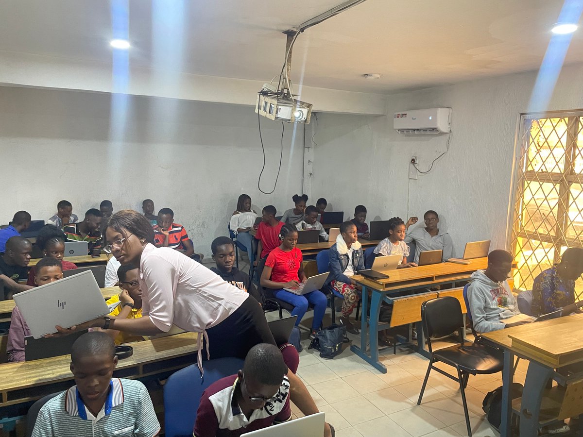 niitphc's tweet photo. 2023 KIDDIES SUMMER CLASS
Unlock Your Child's Tech Genius This Summer! 
Calling all parents! Give your little tech whiz the ultimate summer adventure with our Kiddie's I.T. Summer Class! 
Reserve Your Spot Today! Call
+234 806 962 5113 or  +234 915 3110 525 https://t.co/NhluPNjCt8