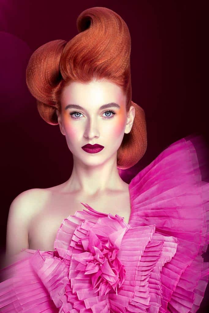CoiffureProf's tweet image. #Peluquería creativa ✂️| Algodón de azúcar, chuches y el #VivaMagenta, el color del año, en Sugar Candy Collection, la última colección del peluquero Arturo Rosaleñ 💕.

🔗Colección completa en: revistacoiffure.com/arturo-rosalen… a través de @coiffureprof