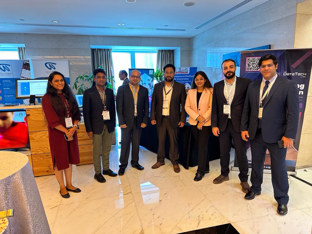 thedatatechlabs's tweet image. At the &quot;3rd Edition HR Tech Summit and Awards 2023,&quot; the esteemed Dr Amit Andre impactful session on &quot;Empowering Transformation&quot; at at Shangri-La Dubai.

#thedatatechlabsinc #thedatatechlabs #UBSFHRTech #UBSFHRTechsummit2023 #empoweringtransformation #HRtransformation #ubsforums