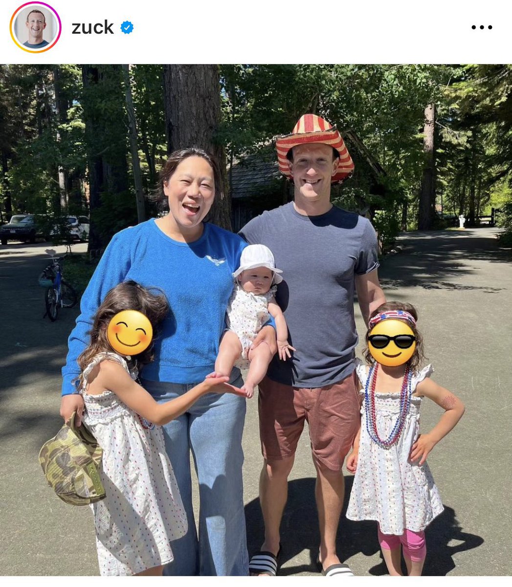 MgBranding's tweet photo. ¿Te has preguntado por qué Zuckerberg le pone un emoji a sus hijos en las fotos que publica?

Aquí la respuesta👇🏼🧵 https://t.co/E5BKXj0j9q