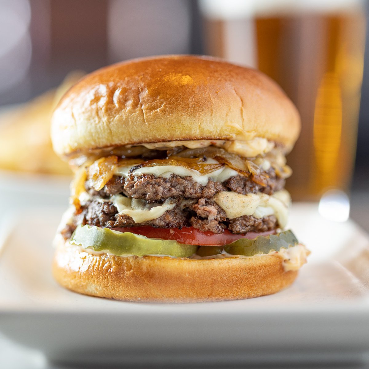 BadHabitChicago's tweet photo. No Shame in Our Burger Game 🍔This Burger Is the One You've Been Looking For! #EAT https://t.co/MxgSbZV05Y