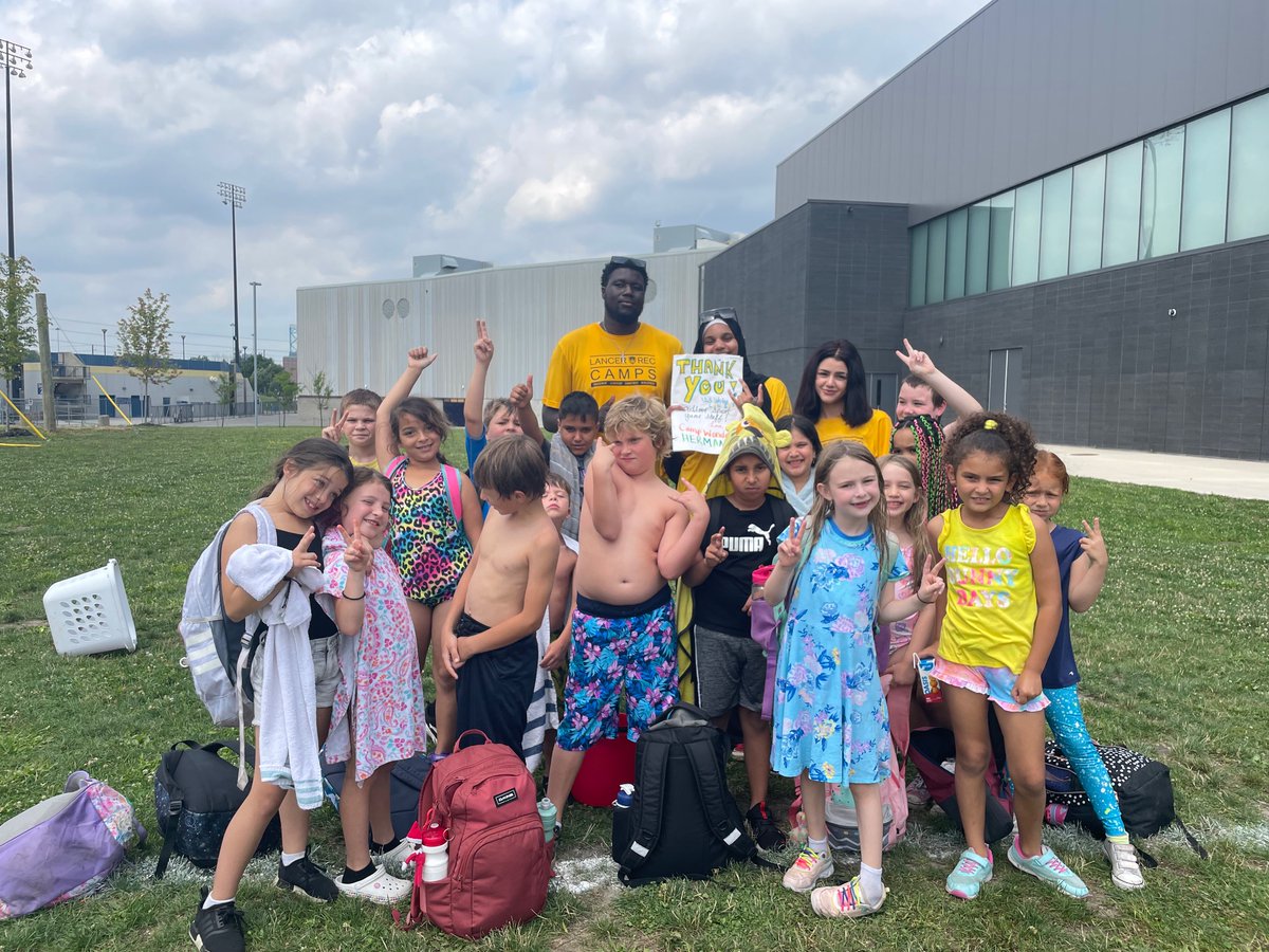 Julia Ristoska tweet media