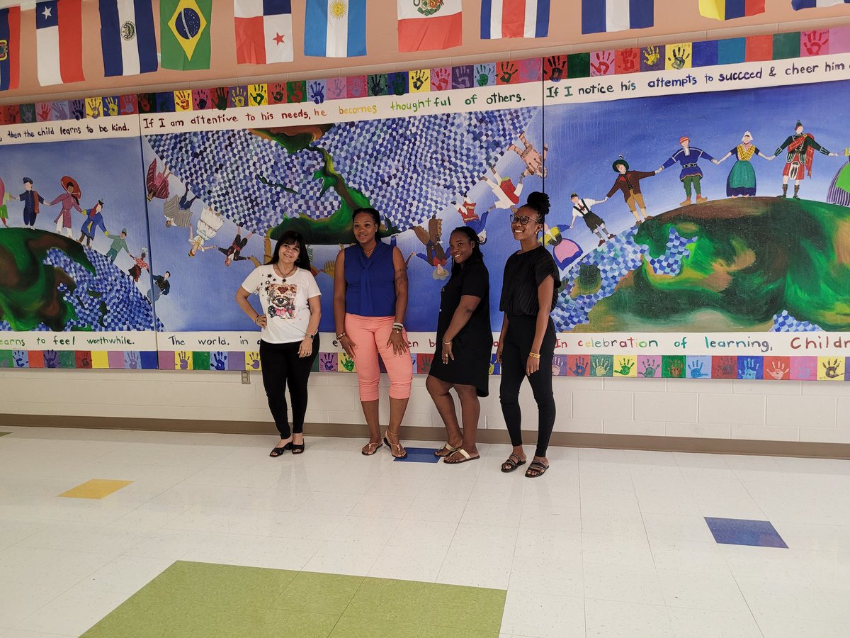 AleMareco's tweet photo. My new School, a new family and also a new home. Thanks Wilburn for this great opportunity. 
@WilburnElementarySchool
@ParticipateLrng
#UnitingOurWorld https://t.co/PYiCNs8tNB