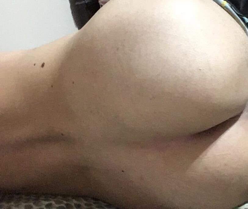AleTraves's tweet photo. Ufff alguien que me abra el culito? #culo #anal #pasiva #pasivo #arica #chile #chilena #trans #travesti #trapito https://t.co/vB0pGWto8f