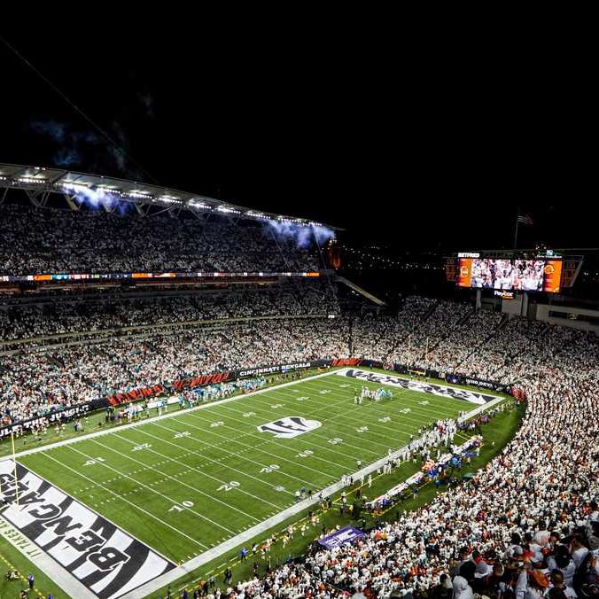 New <a href="/WLWT/">WLWT</a>: News 5 is proud to broadcast *four* Bengals regular season games this season:

Week 3 Monday Night Football vs Rams
Week 9 Sunday Night Football vs Bills
Week 13 Monday Night Football at Jaguars
Week 16 Saturday at Steelers

#ReadyToRoar