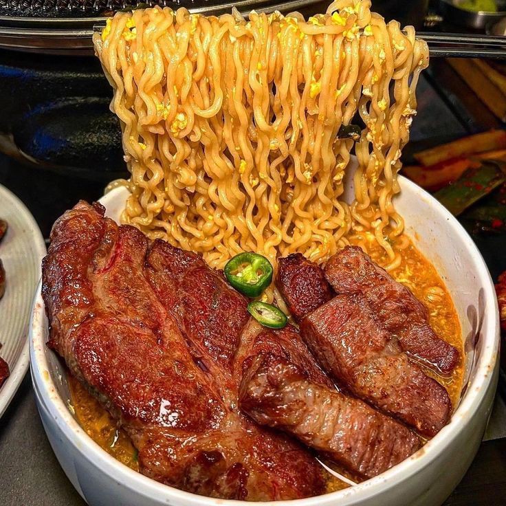 yummy_bite_'s tweet photo. Soooo yummmmy I want to try and u guys?? 
#Food #foodlovers #FoodieParadise #Foodie https://t.co/NZ7Da6lgZt