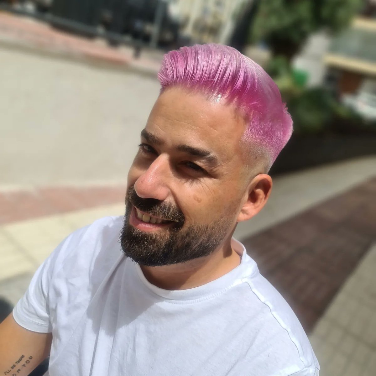 Manolo_LPDC's tweet image. 🎨Mañana de crazy color rosa!! #rosa #pink #crazycolor #manololapeluqueriadelcaballero #marbella #barber #barberia #barbershop #top #color #peluqueria