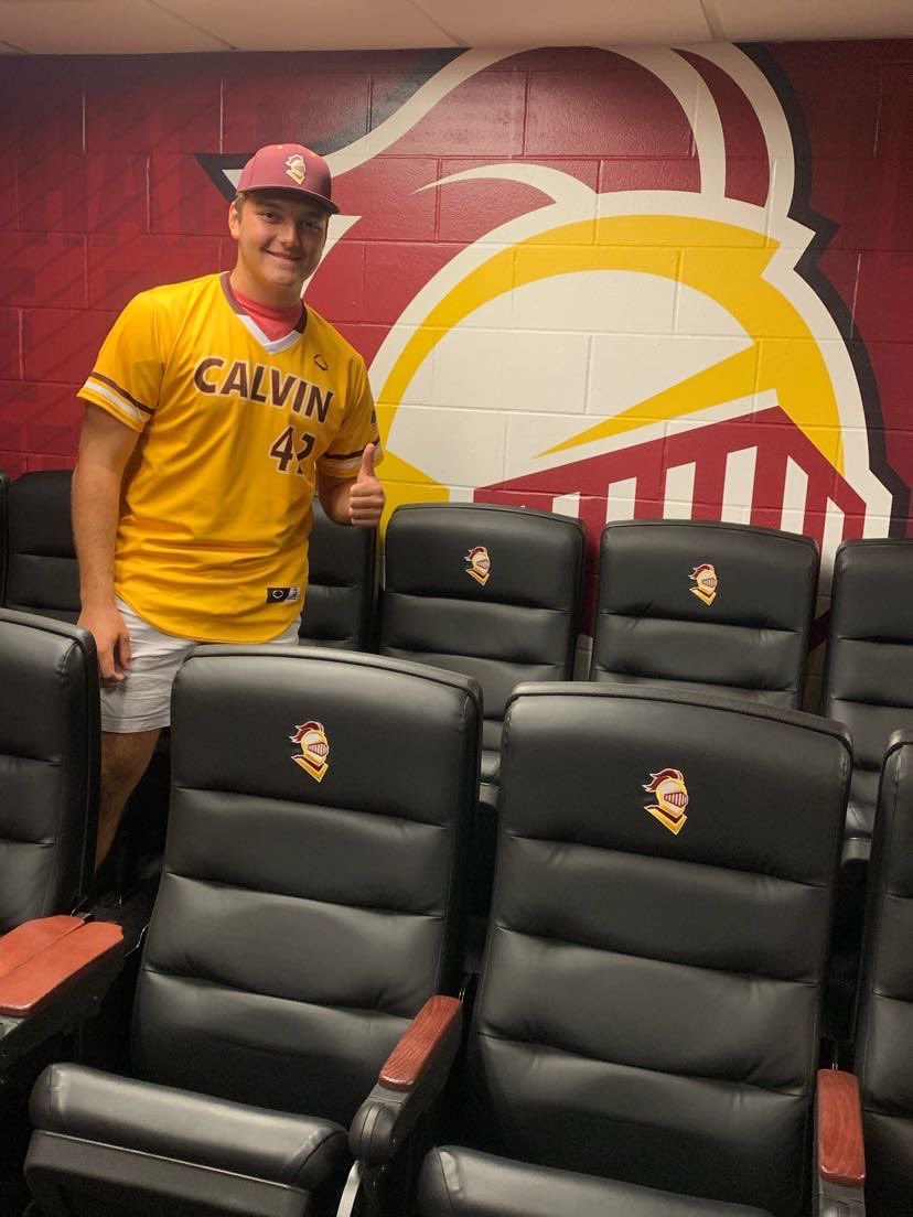 aholtz_11's tweet photo. Thank you @CalvinBaseball for hosting me on a visit! I appreciate the opportunity to learn more about your baseball program and university @CoachTKort and Coach Van Duyn. https://t.co/BSI6hrPtCf