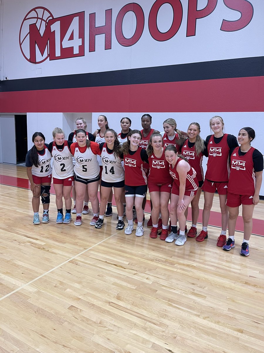 Last practice for our 17U ladies!! What a great group of young women. We wish them nothing but the best this weekend in Washington DC and Rock Hill South Carolina. 
#Repthe14