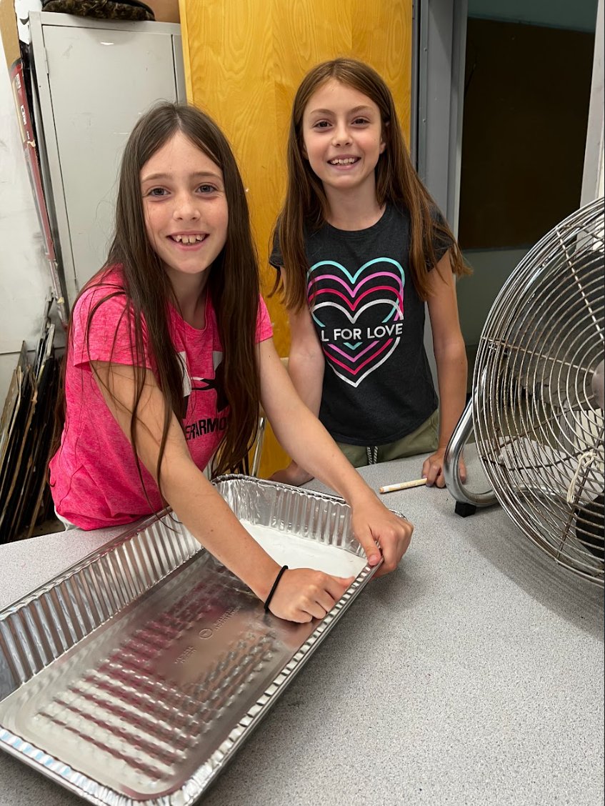nkhsrobotics's tweet photo. We were hard at work today making devices to protect homes during earthquakes and storm surges, luckily we had a little time to get in a game of drip drip drop! https://t.co/gng7RaPsMq