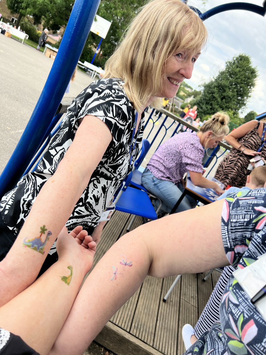 BramleySchool's tweet image. #4Cs #collaboration ☀️ 🃏