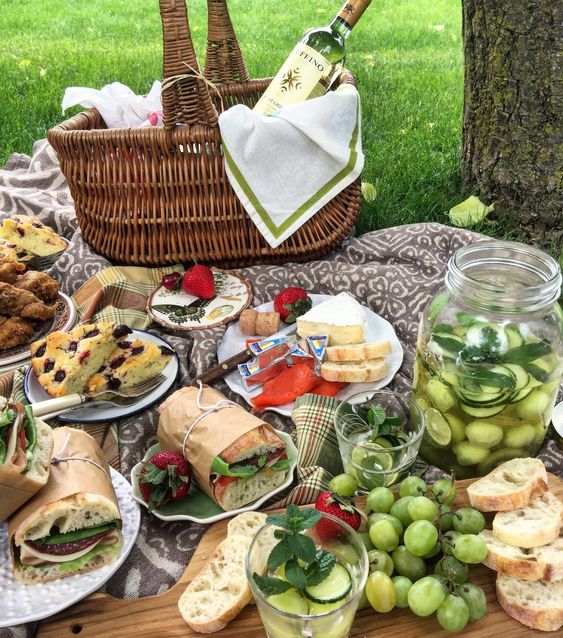 Have a perfect and memorable picnic this summer.