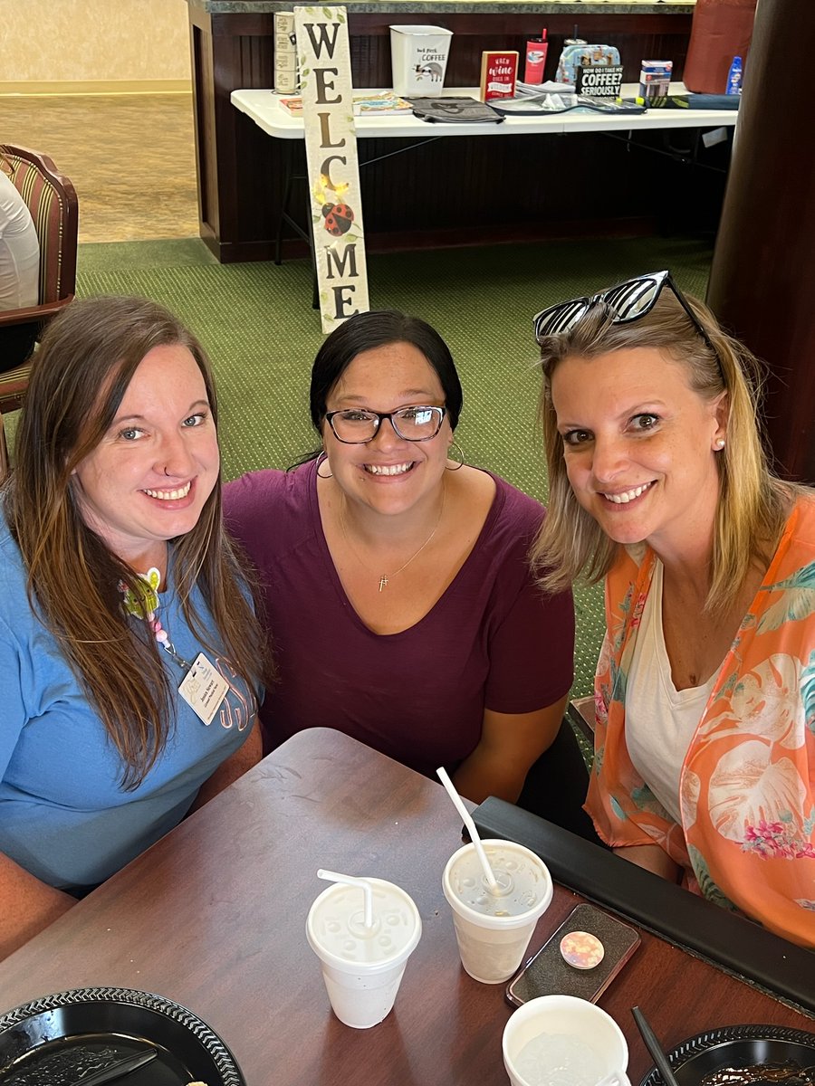 VillageGreenHC's tweet photo. Our staff had a great time at our monthly employee celebration yesterday! We had a ton of prizes, great food, and lots of laughs! #TrilogyLiving #BHCM #GPTWCertified https://t.co/QWvWKFCLMz