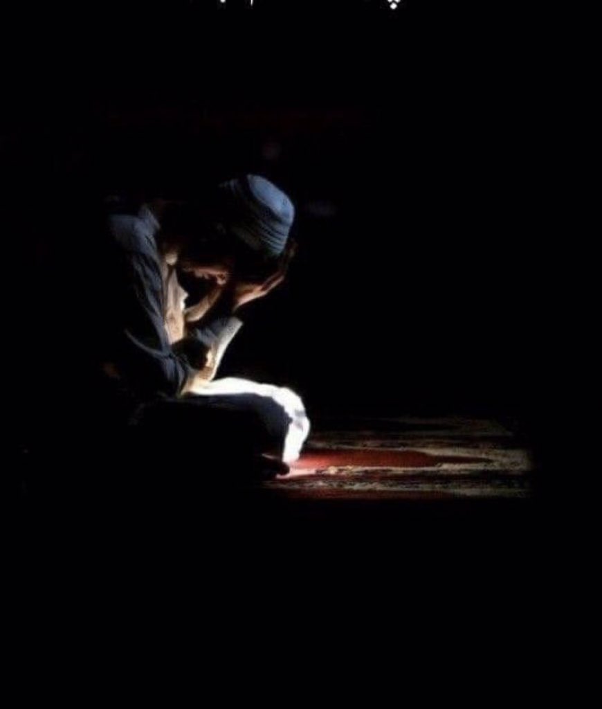 mehranbilal05's tweet photo. “اللہ”تو وہیں ہے تم جہاں ہو،
خود سے پوچھو آخر تم کہاں ہو ۰۰۰۰! https://t.co/1z607RA6qL