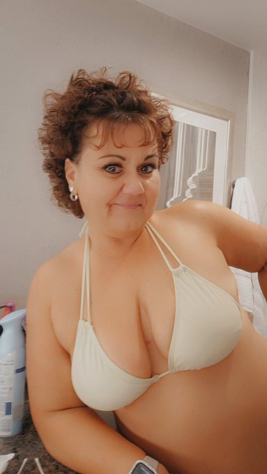 Hotel hoppin, titty floppin, and big bootie poppin up and down the east coast with my girl @SupermandaFL<a href="/tag/winning"class="tags"><span>#winning</span></a><a href="/tag/sexysaturday"class="tags"><span>#sexysaturday</span></a><a href="/tag/bbc"class="tags"><span>#bbc</span></a><a href="/tag/gangbang"class="tags"><span>#gangbang</span></a><a href="/tag/richmond"class="tags"><span>#richmond</span></a>