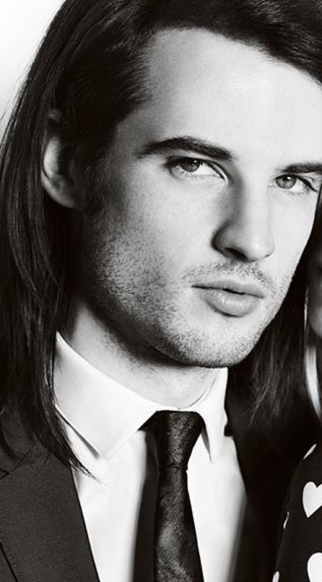 Melrocks21's tweet image. He is undressing you with his eyes as we speak 🫠🥵💔 #TomThursday #TomSturridge