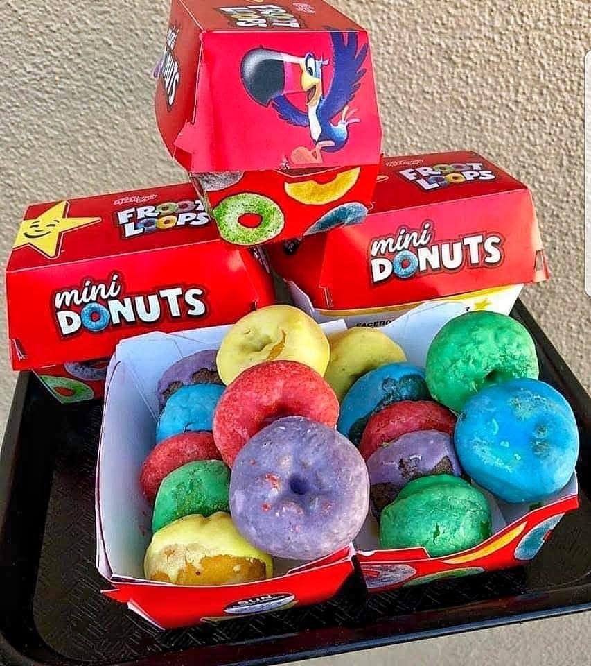 NECESITO LAS MINI DONAS DE FROOT LOOPS