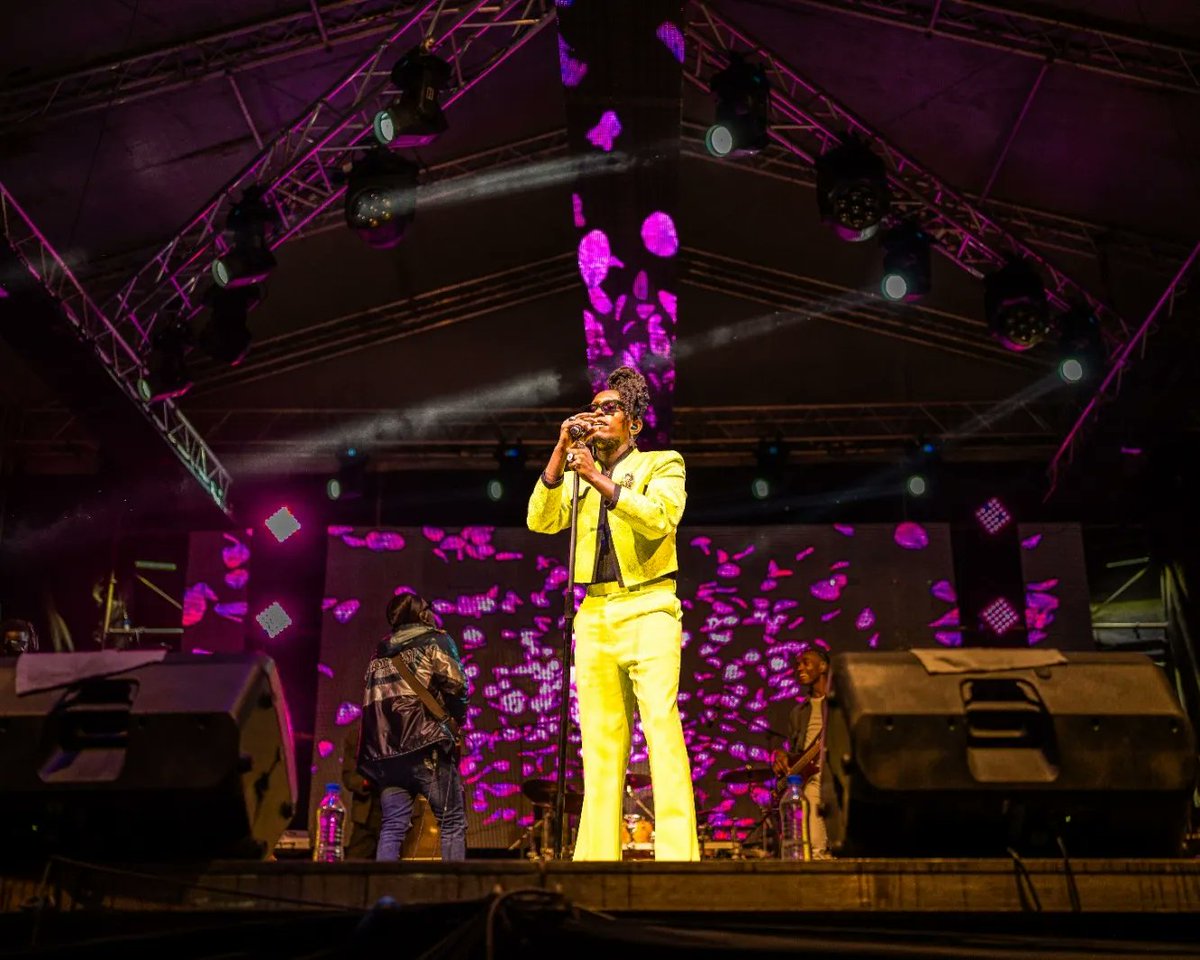 blanketsandwine's tweet photo. The magic @xposeltd bring to live music performances is unmatched. Thank you for providing the audio-visual, staging, production & lighting solutions alongside the 360 booth experience making #BlanketsandWine the huge success it was!
#TupataneBlankets #xposelimited https://t.co/xhiYphzpWt