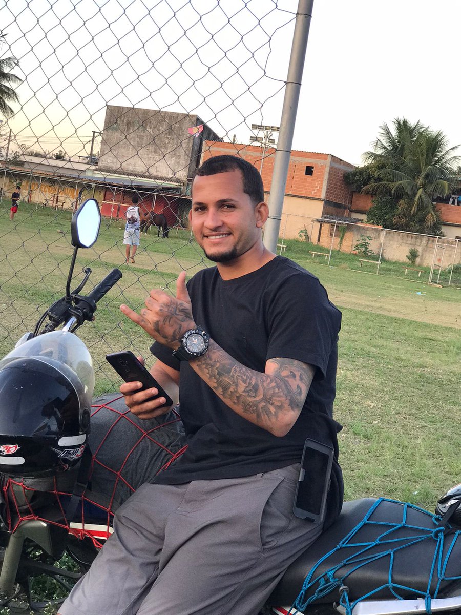 Só Peço A Deus No Meu Levantar Que Me Der Proteção E Sabedoria Pra Eu Viver Nesse Louco Mundão 🌎🙏🎶🚀